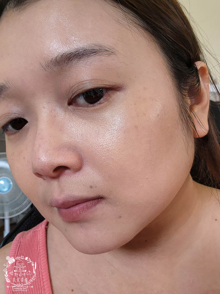 專櫃粉底液評比!油性肌膚超適合的控油持妝粉底液!炎炎夏日不脫妝的專櫃粉底液推薦!