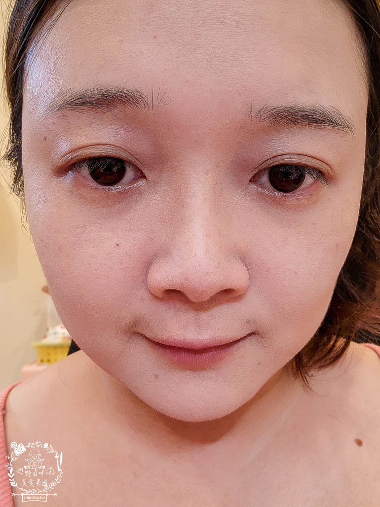 專櫃粉底液評比!油性肌膚超適合的控油持妝粉底液!炎炎夏日不脫妝的專櫃粉底液推薦!