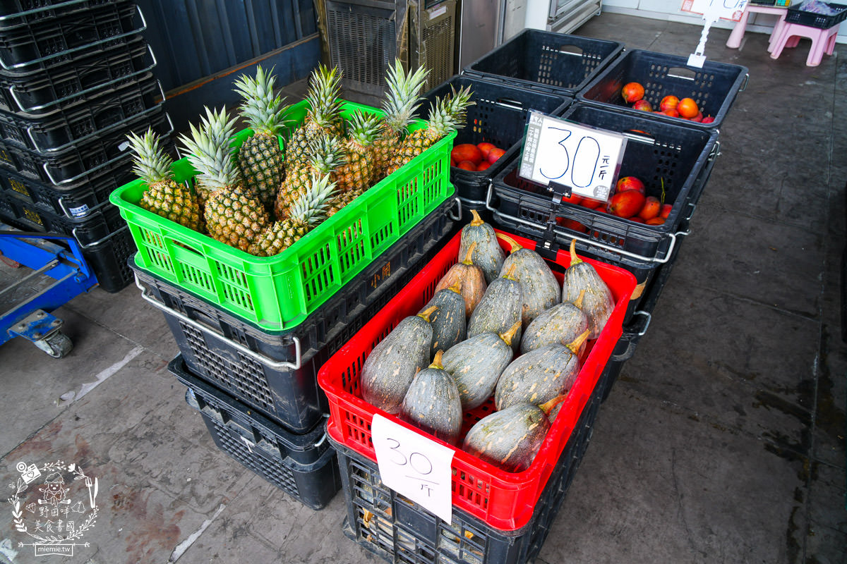 高雄水果商推薦[丞霆國際貿易有限公司]台灣超強的農守人玉荷包香腸!高雄當季水果超便宜!