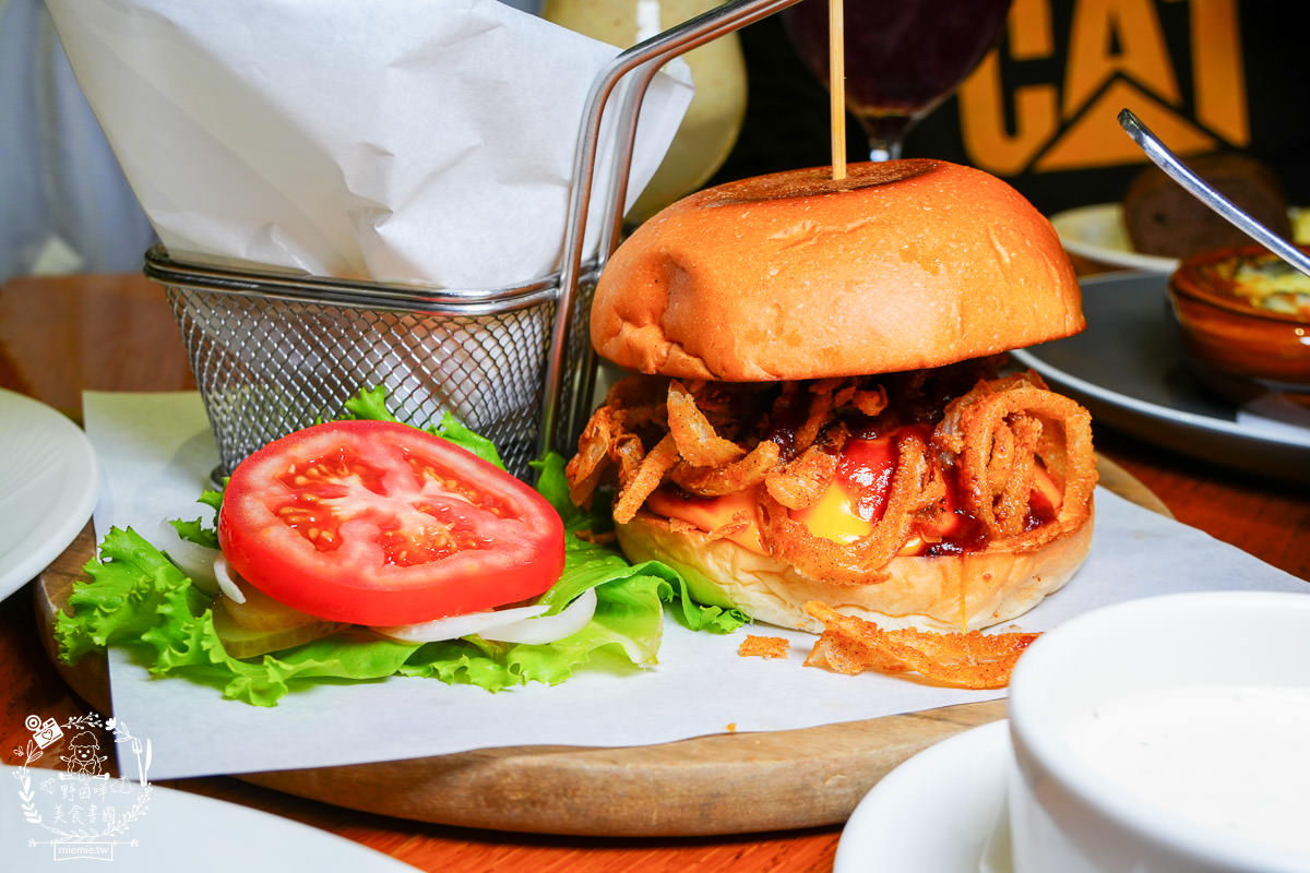 傑克兄弟牛排館高雄店|愛河邊高貴不貴美式風的精緻牛排餐廳！絕美愛河景觀靜謐又愜意！高雄生日餐廳推薦！