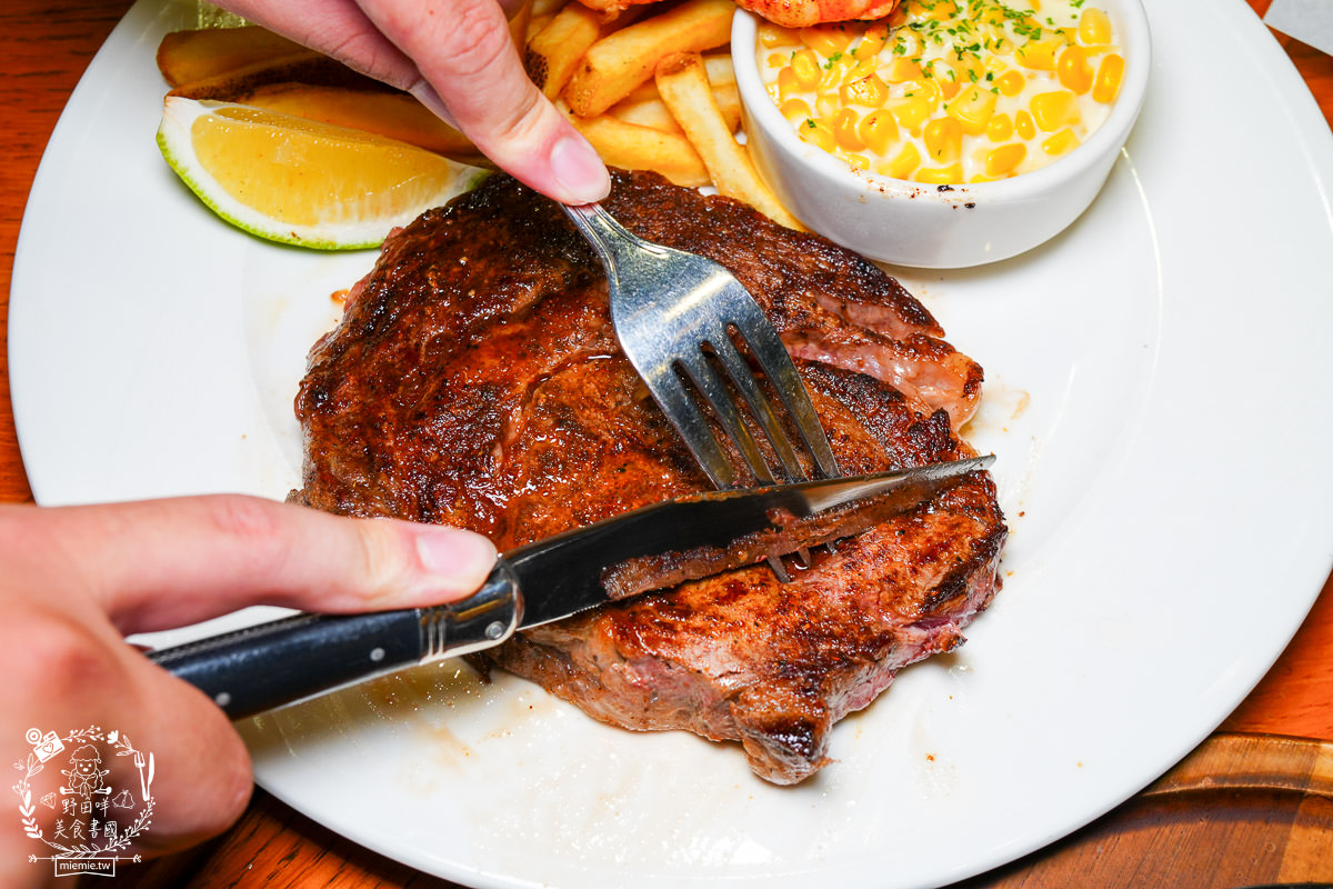 傑克兄弟牛排館高雄店|愛河邊高貴不貴美式風的精緻牛排餐廳！絕美愛河景觀靜謐又愜意！高雄生日餐廳推薦！
