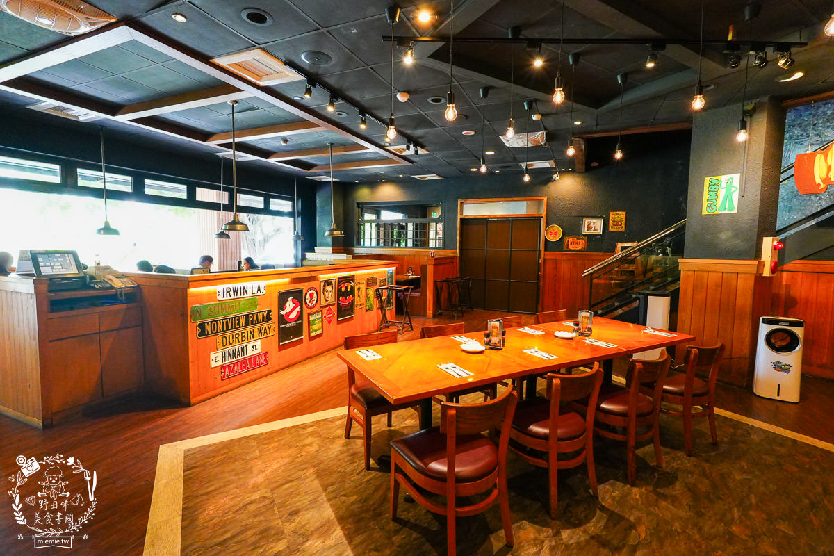 傑克兄弟牛排館高雄店|愛河邊高貴不貴美式風的精緻牛排餐廳！絕美愛河景觀靜謐又愜意！高雄生日餐廳推薦！