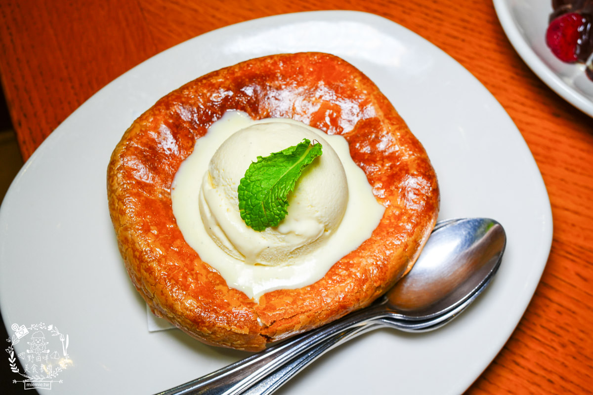 傑克兄弟牛排館高雄店|愛河邊高貴不貴美式風的精緻牛排餐廳！絕美愛河景觀靜謐又愜意！高雄生日餐廳推薦！