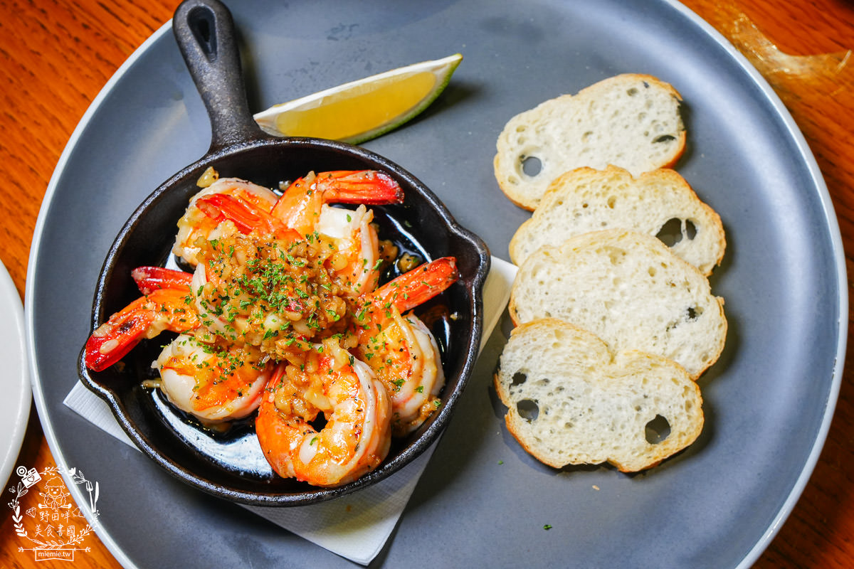 傑克兄弟牛排館高雄店|愛河邊高貴不貴美式風的精緻牛排餐廳！絕美愛河景觀靜謐又愜意！高雄生日餐廳推薦！