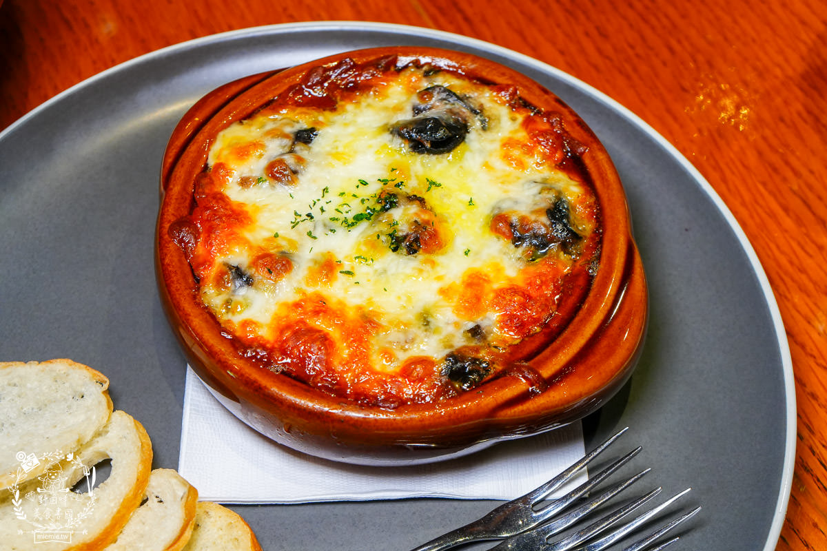 傑克兄弟牛排館高雄店|愛河邊高貴不貴美式風的精緻牛排餐廳！絕美愛河景觀靜謐又愜意！高雄生日餐廳推薦！