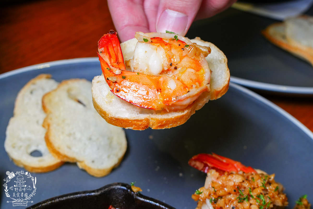 傑克兄弟牛排館高雄店|愛河邊高貴不貴美式風的精緻牛排餐廳！絕美愛河景觀靜謐又愜意！高雄生日餐廳推薦！