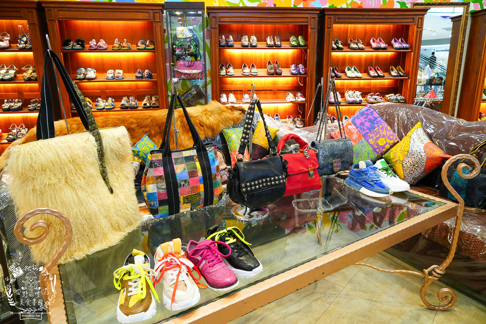 大遠百年中慶開跑啦！APP會員獨享百貨服飾當日累計滿5000元送500元！單筆分6期刷滿5000元送200元！超狂回饋高達16%