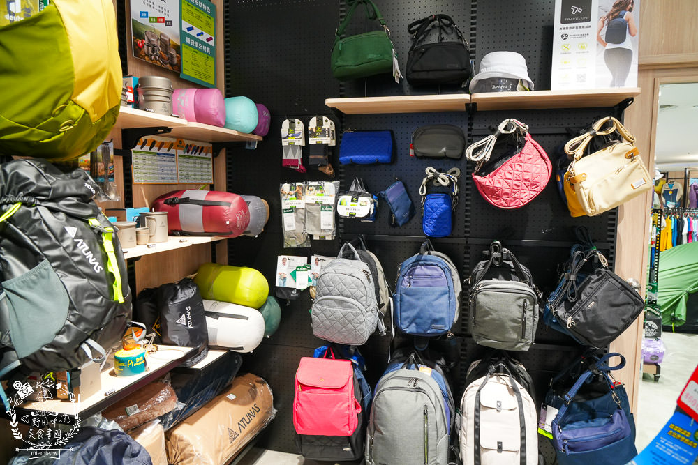 大遠百年中慶開跑啦！APP會員獨享百貨服飾當日累計滿5000元送500元！單筆分6期刷滿5000元送200元！超狂回饋高達16%