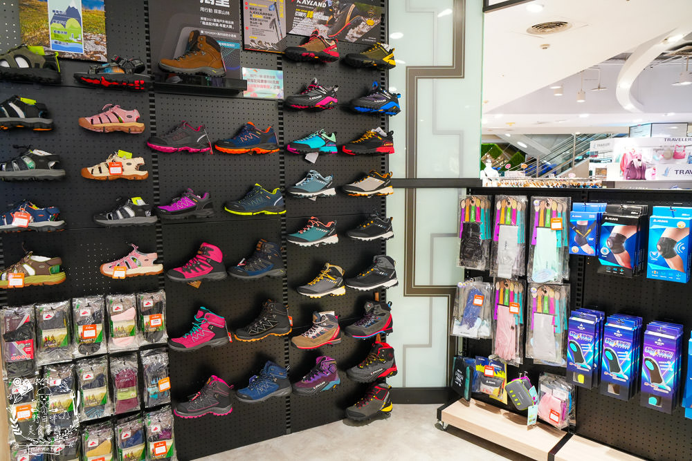 大遠百年中慶開跑啦！APP會員獨享百貨服飾當日累計滿5000元送500元！單筆分6期刷滿5000元送200元！超狂回饋高達16%