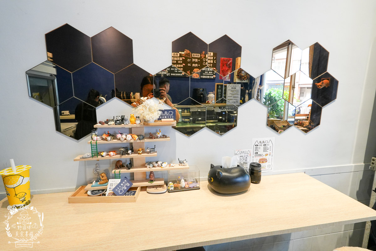 高雄貓咪咖啡廳[如如貓法式三明治]料豐味美的超澎湃法式三明治!還有貓咪陪吃超幸福！