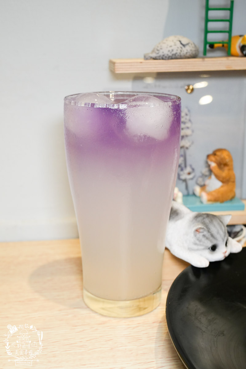 高雄貓咪咖啡廳[如如貓法式三明治]料豐味美的超澎湃法式三明治!還有貓咪陪吃超幸福！