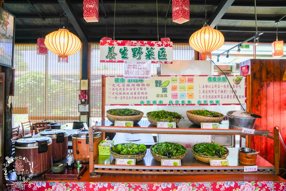 櫻の田野養生休閒農莊|超繽紛的野菜自助吧吃到飽！還有多種主餐跟飲料吧無限供應！