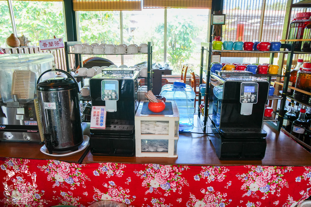 櫻の田野養生休閒農莊|超繽紛的野菜自助吧吃到飽！還有多種主餐跟飲料吧無限供應！