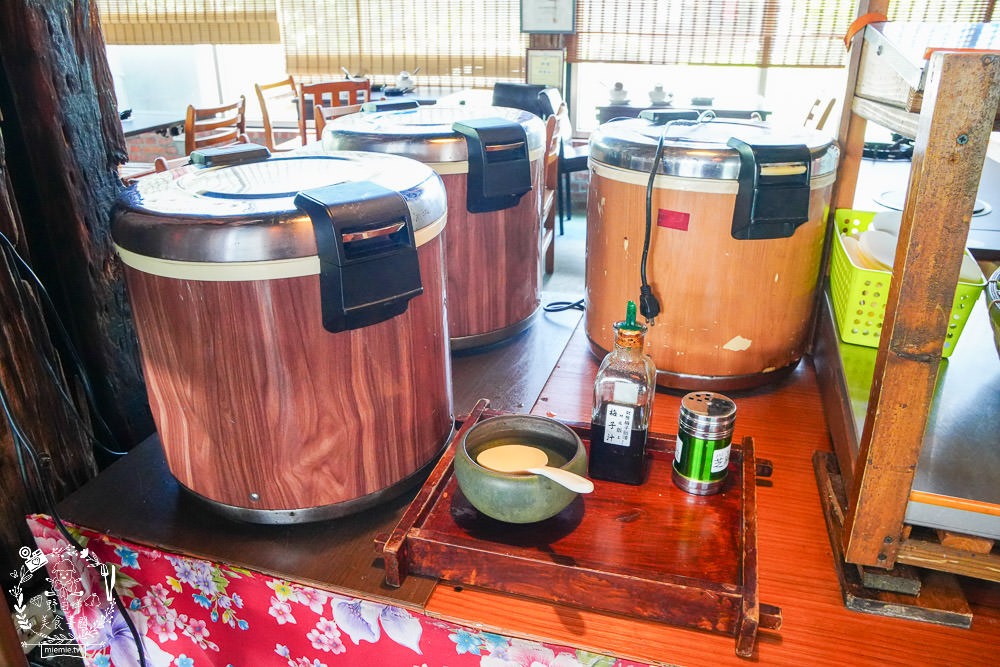 櫻の田野養生休閒農莊|超繽紛的野菜自助吧吃到飽！還有多種主餐跟飲料吧無限供應！