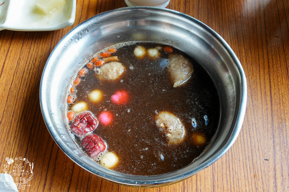 櫻の田野養生休閒農莊|超繽紛的野菜自助吧吃到飽！還有多種主餐跟飲料吧無限供應！