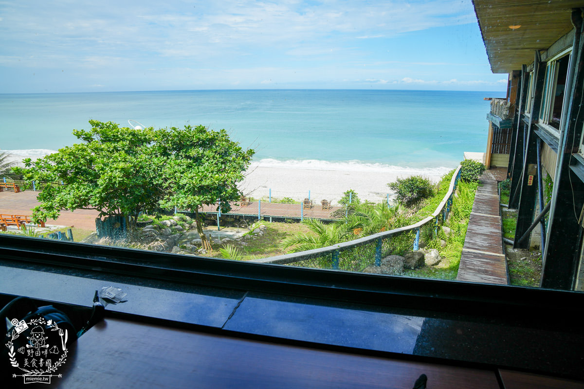 花蓮海景咖啡廳[海中天海景咖啡]絕美太平洋景觀咖啡廳！超多網美藝術裝置提供拍照！