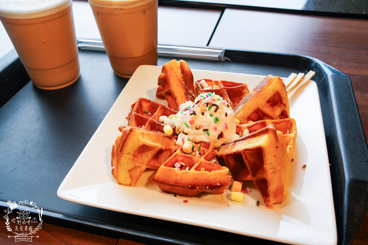花蓮海景咖啡廳[海中天海景咖啡]絕美太平洋景觀咖啡廳！超多網美藝術裝置提供拍照！