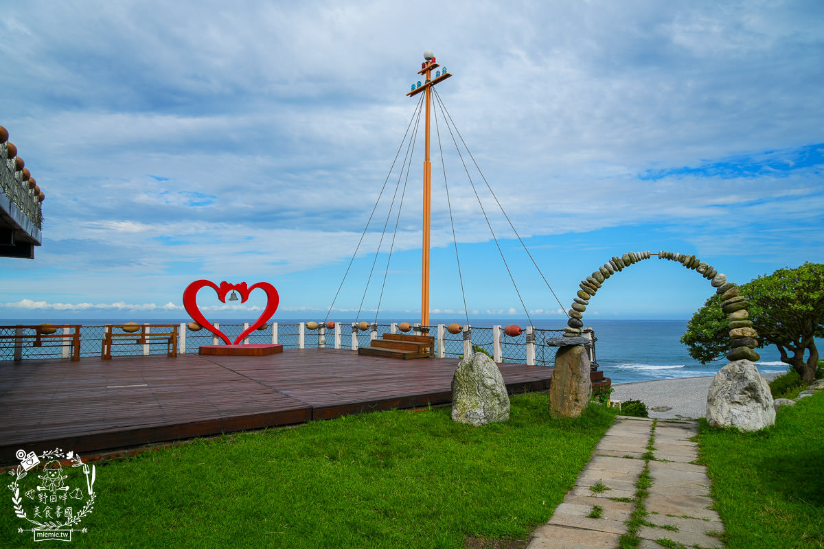花蓮海景咖啡廳[海中天海景咖啡]絕美太平洋景觀咖啡廳！超多網美藝術裝置提供拍照！