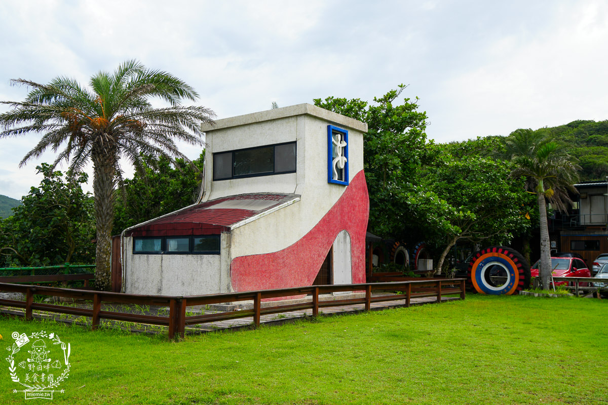 花蓮海景咖啡廳[海中天海景咖啡]絕美太平洋景觀咖啡廳！超多網美藝術裝置提供拍照！