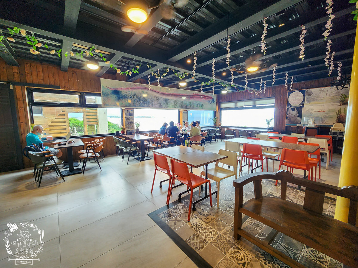 花蓮海景咖啡廳[海中天海景咖啡]絕美太平洋景觀咖啡廳！超多網美藝術裝置提供拍照！