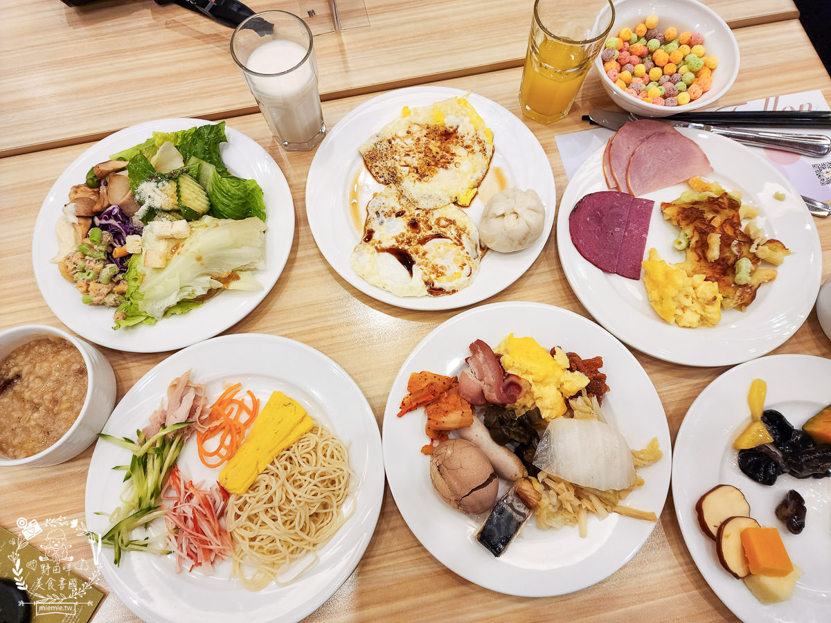 花蓮飯店推薦[福容大飯店]絕美景觀和洋客房可以觀賞花蓮日出!樂齡專案免費櫻田野養生鍋+a2 水岸園區遊湖券！