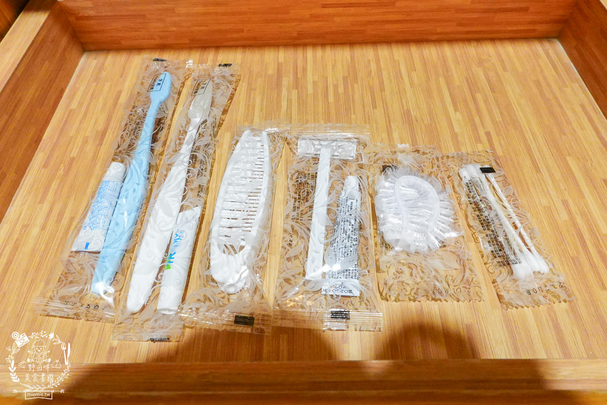 花蓮飯店推薦[福容大飯店]絕美景觀和洋客房可以觀賞花蓮日出!樂齡專案免費櫻田野養生鍋+a2 水岸園區遊湖券！