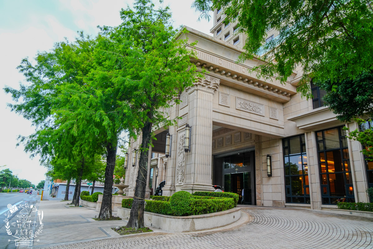 花蓮飯店推薦[福容大飯店]絕美景觀和洋客房可以觀賞花蓮日出!樂齡專案免費櫻田野養生鍋+a2 水岸園區遊湖券！