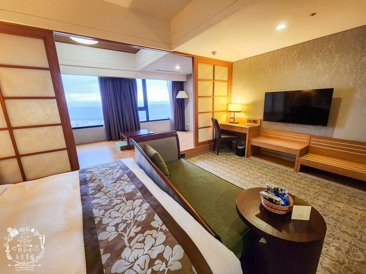 花蓮飯店推薦[福容大飯店]絕美景觀和洋客房可以觀賞花蓮日出!樂齡專案免費櫻田野養生鍋+a2 水岸園區遊湖券！