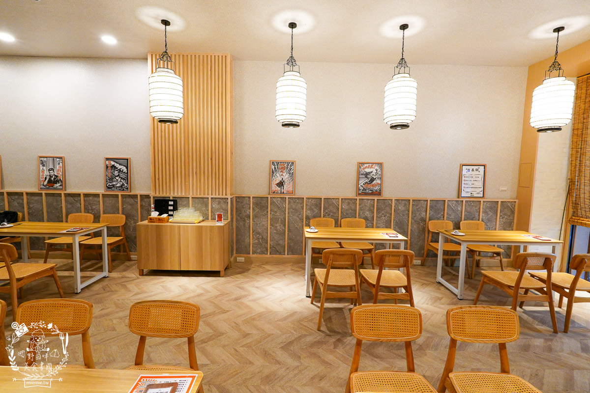 高雄首間稚人酸菜魚就在美術館附近!高達80%食材都來自中國!大受好評的菠蘿酸菜魚不吃辣必推!