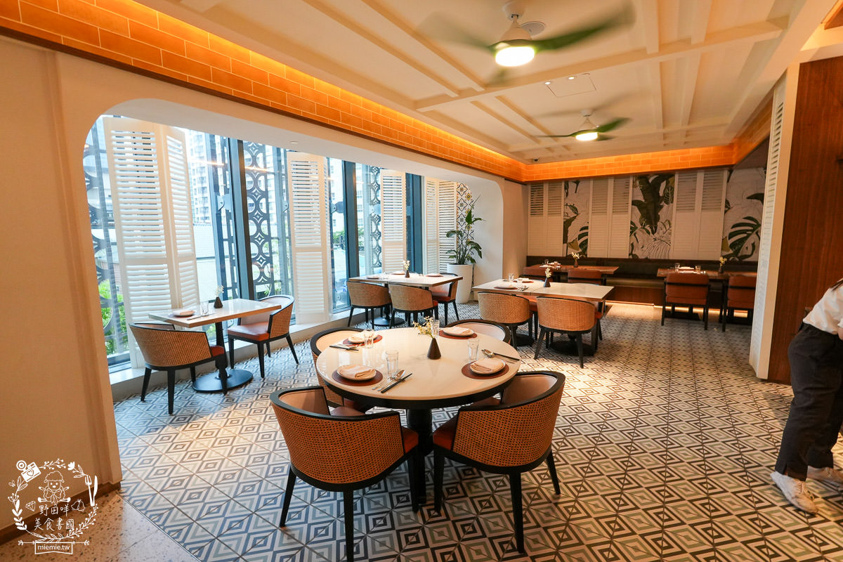 HAWKER 好客南洋餐廳高雄洲際酒店|超浪漫的網美南洋下午茶!奢華高貴的精緻下午茶甜點! - 第14張圖 HAWKER 好客南洋餐廳高雄洲際酒店|超浪漫的網美南洋下午茶!奢華高貴的精緻下午茶甜點!