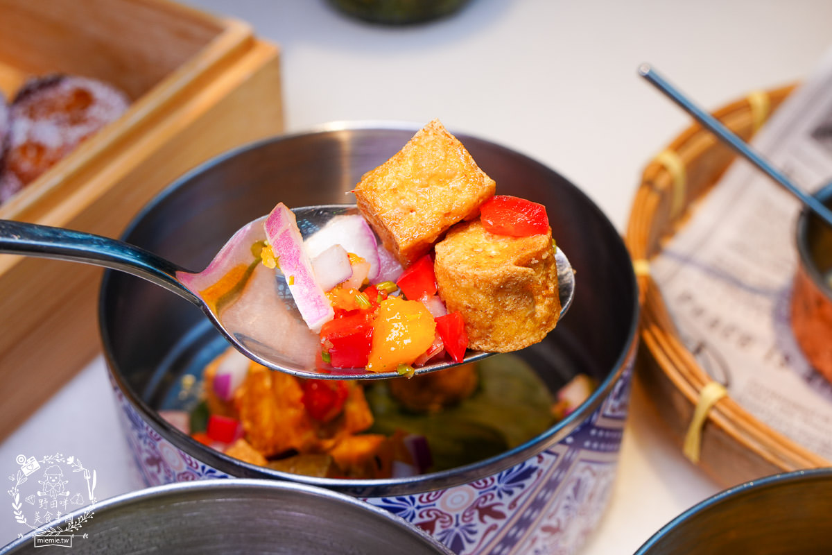 HAWKER 好客南洋餐廳高雄洲際酒店|超浪漫的網美南洋下午茶!奢華高貴的精緻下午茶甜點! - 第31張圖 HAWKER 好客南洋餐廳高雄洲際酒店|超浪漫的網美南洋下午茶!奢華高貴的精緻下午茶甜點!