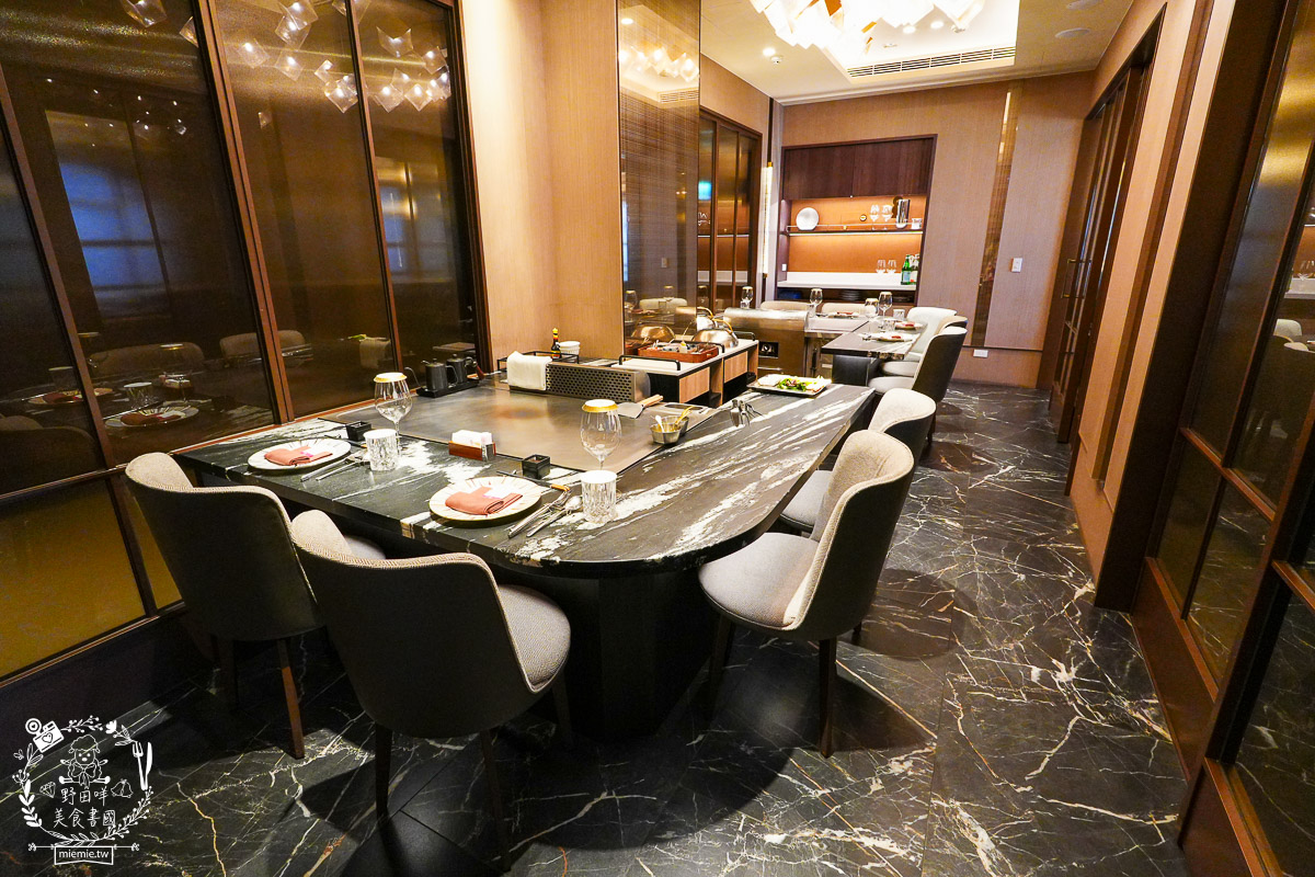 焰‧鐵板燒|高雄漢來大飯店絕美景觀鐵板燒餐廳!45樓高空欣賞高雄美景!高雄生日餐廳推薦！