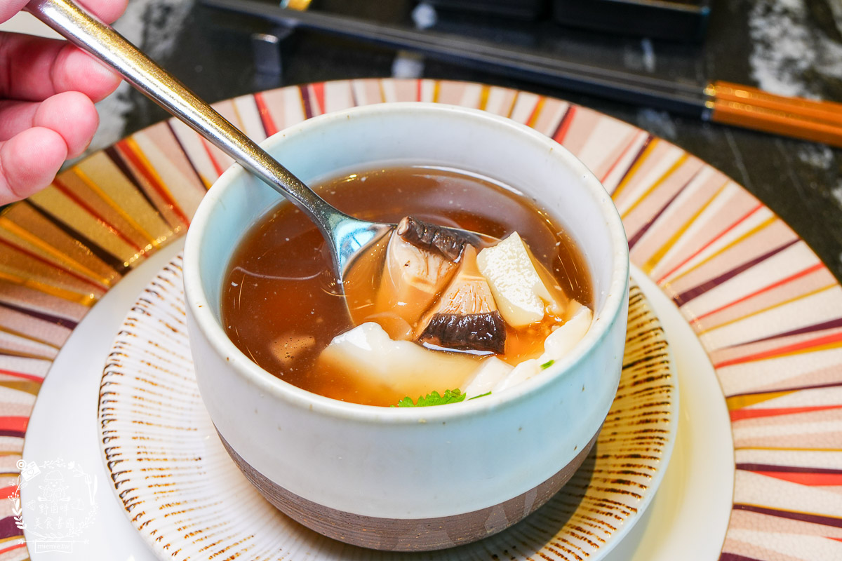 焰‧鐵板燒|高雄漢來大飯店絕美景觀鐵板燒餐廳!45樓高空欣賞高雄美景!高雄生日餐廳推薦！