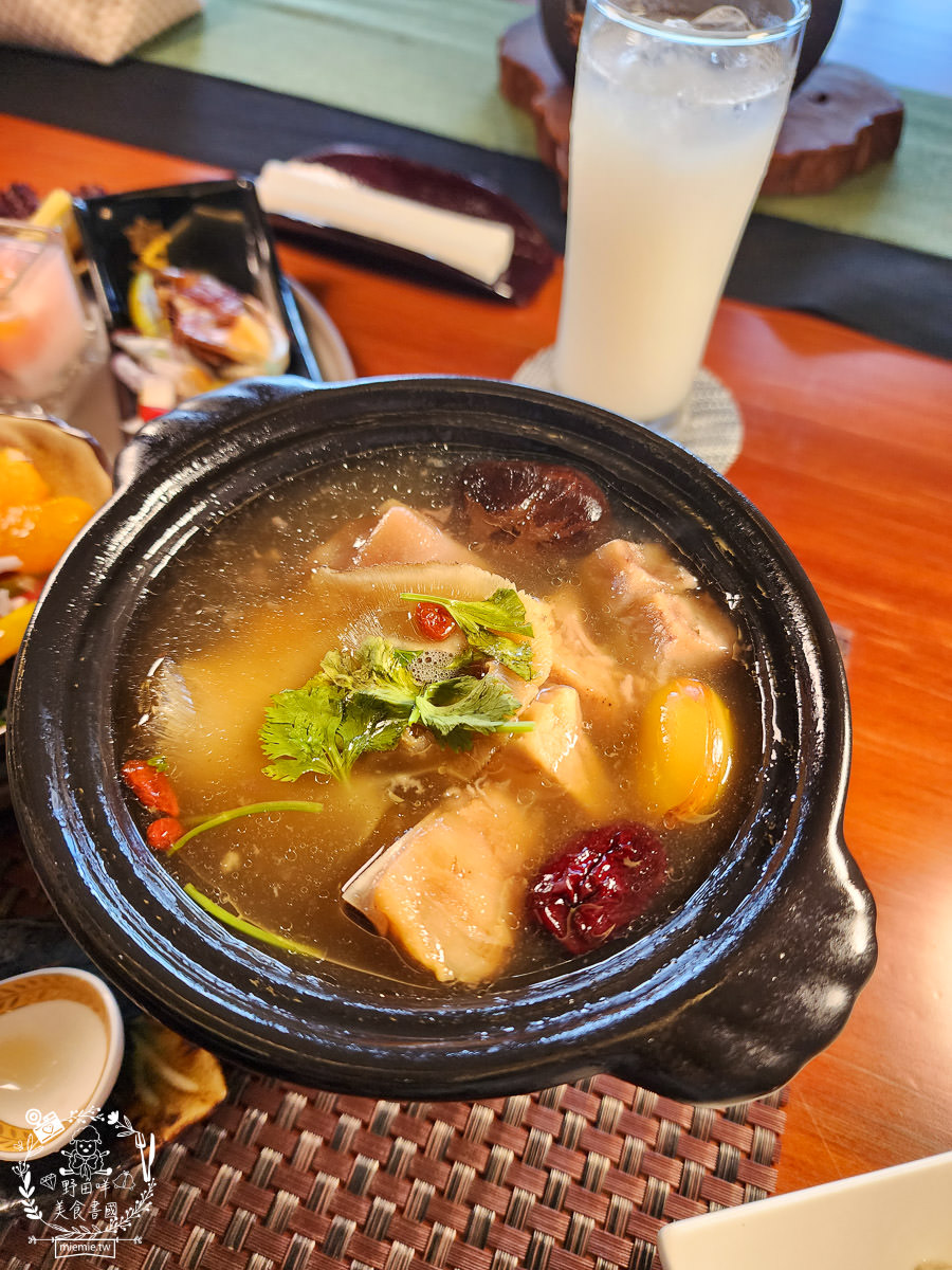 鳥松景觀餐廳[無我茶禪]絕美貴氣的庭園造景結合詩情畫意的禪風擺設!採預約制的精緻日式料理！高雄生日餐廳推薦