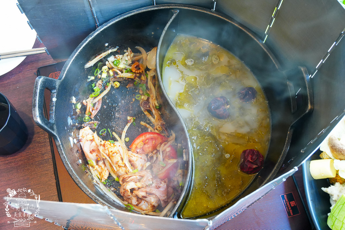 高雄火鍋自助吧吃到飽|肉多多火鍋高雄大順店|生日當月送超精美的生日肉蛋糕!