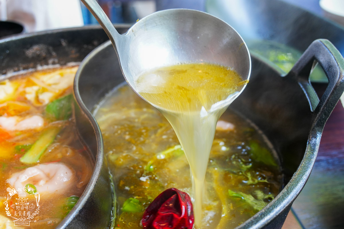 高雄火鍋自助吧吃到飽|肉多多火鍋高雄大順店|生日當月送超精美的生日肉蛋糕!