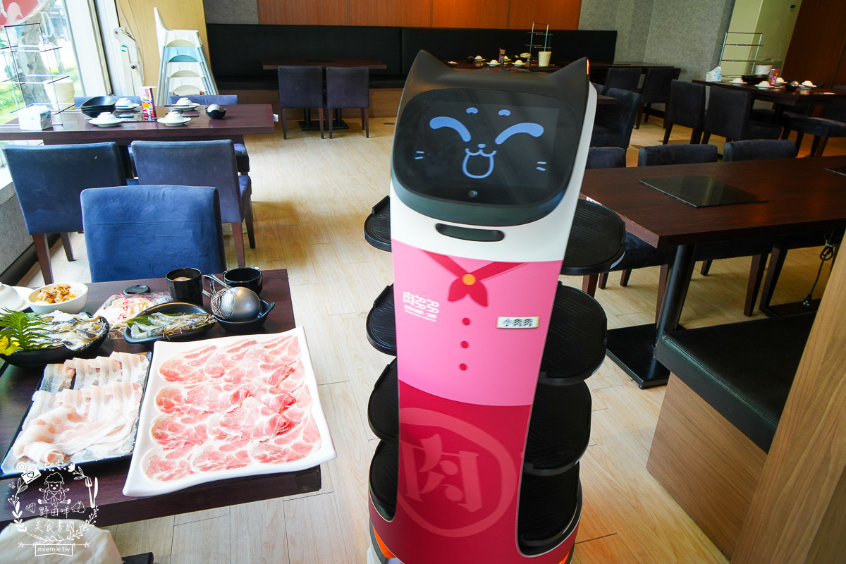 高雄火鍋自助吧吃到飽|肉多多火鍋高雄大順店|生日當月送超精美的生日肉蛋糕!