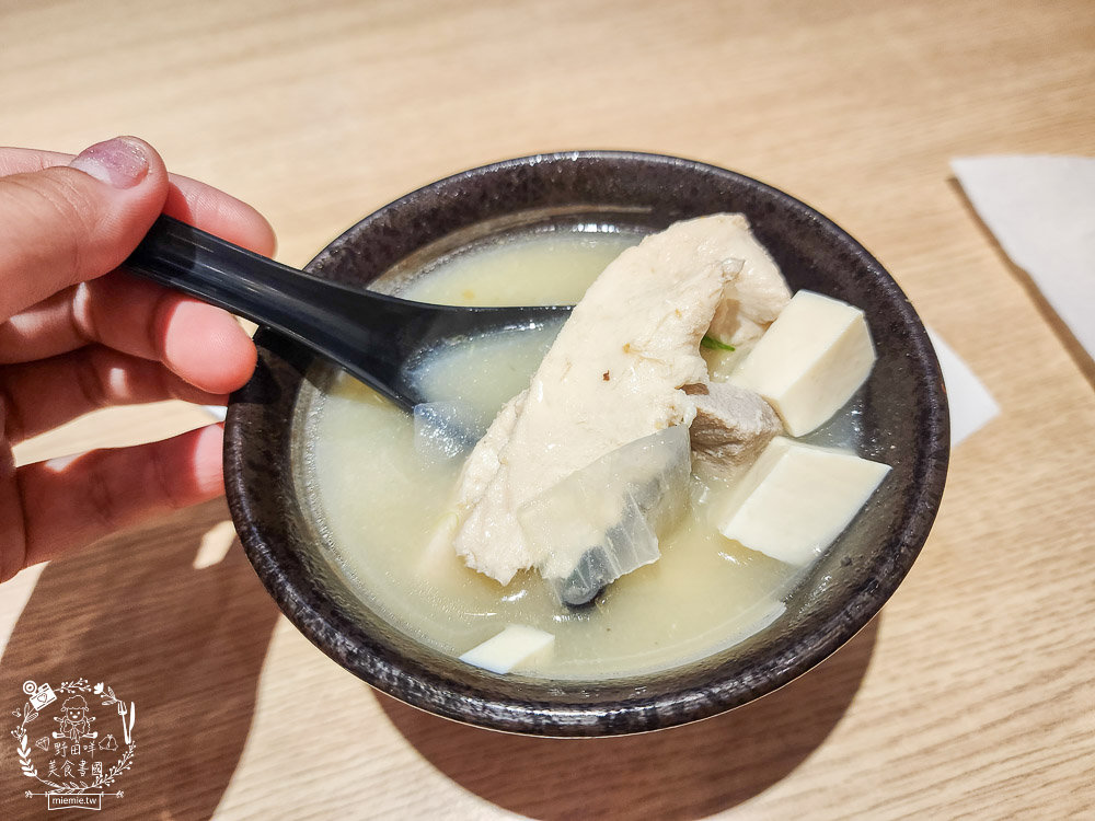 順億鮪魚專賣店文山店|文山特區的超人氣日式料理!連平日都人潮滿滿!免費味噌湯無限供應~