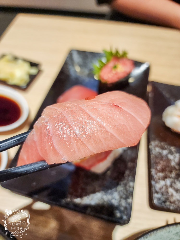順億鮪魚專賣店文山店|文山特區的超人氣日式料理!連平日都人潮滿滿!免費味噌湯無限供應~
