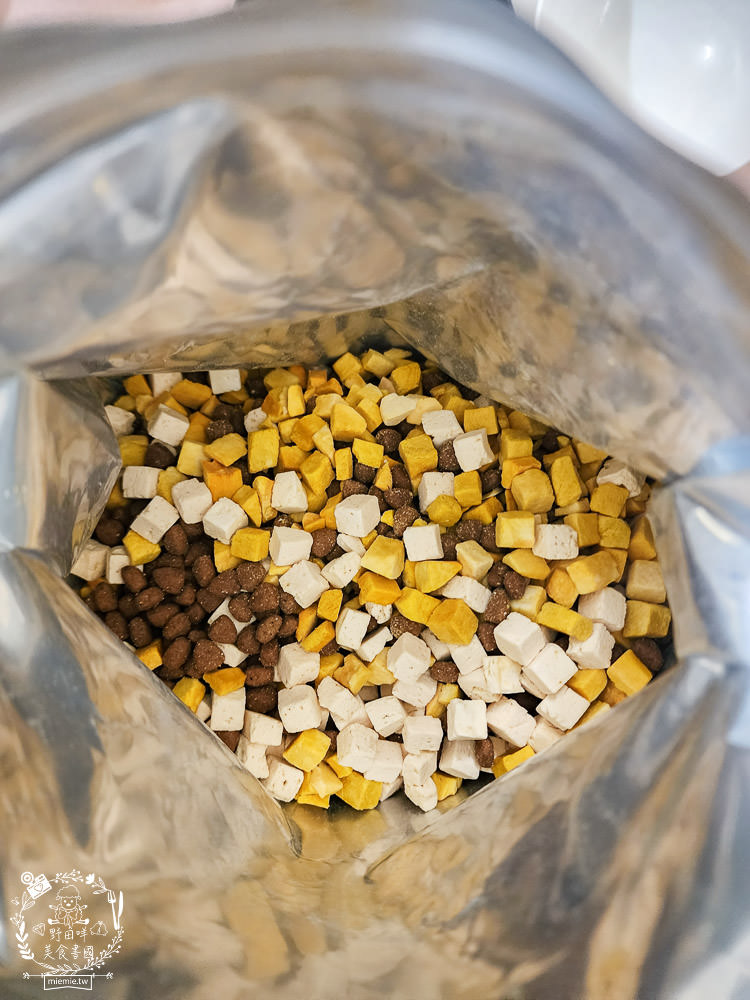 Natural Kitty自然小貓低碳無穀凍乾糧+Cherie法麗主食罐|高蛋白低碳水的貓咪無穀乾糧與主食罐! - 第4張圖 Natural Kitty自然小貓低碳無穀凍乾糧+Cherie法麗主食罐|高蛋白低碳水的貓咪無穀乾糧與主食罐!