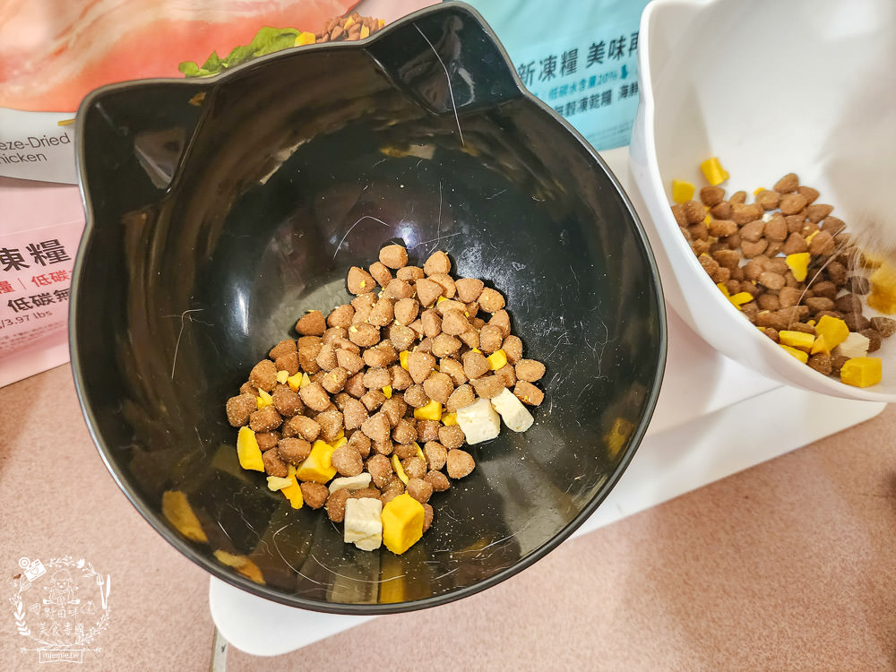 Natural Kitty自然小貓低碳無穀凍乾糧+Cherie法麗主食罐|高蛋白低碳水的貓咪無穀乾糧與主食罐! - 第8張圖 Natural Kitty自然小貓低碳無穀凍乾糧+Cherie法麗主食罐|高蛋白低碳水的貓咪無穀乾糧與主食罐!