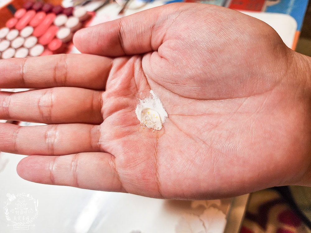 扉珞霓V皙白晶|白皙C晶片科技！餵皮膚吃新鮮的維他命C比口服更容易被吸收！