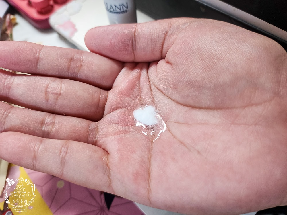 扉珞霓V皙白晶|白皙C晶片科技！餵皮膚吃新鮮的維他命C比口服更容易被吸收！