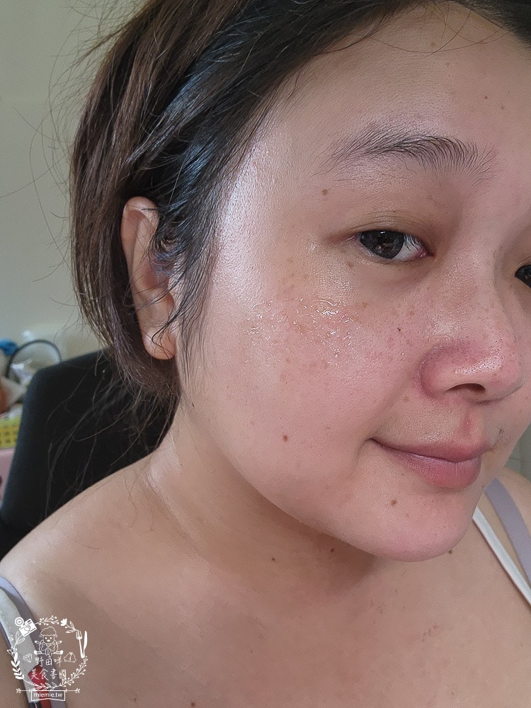 扉珞霓V皙白晶|白皙C晶片科技！餵皮膚吃新鮮的維他命C比口服更容易被吸收！