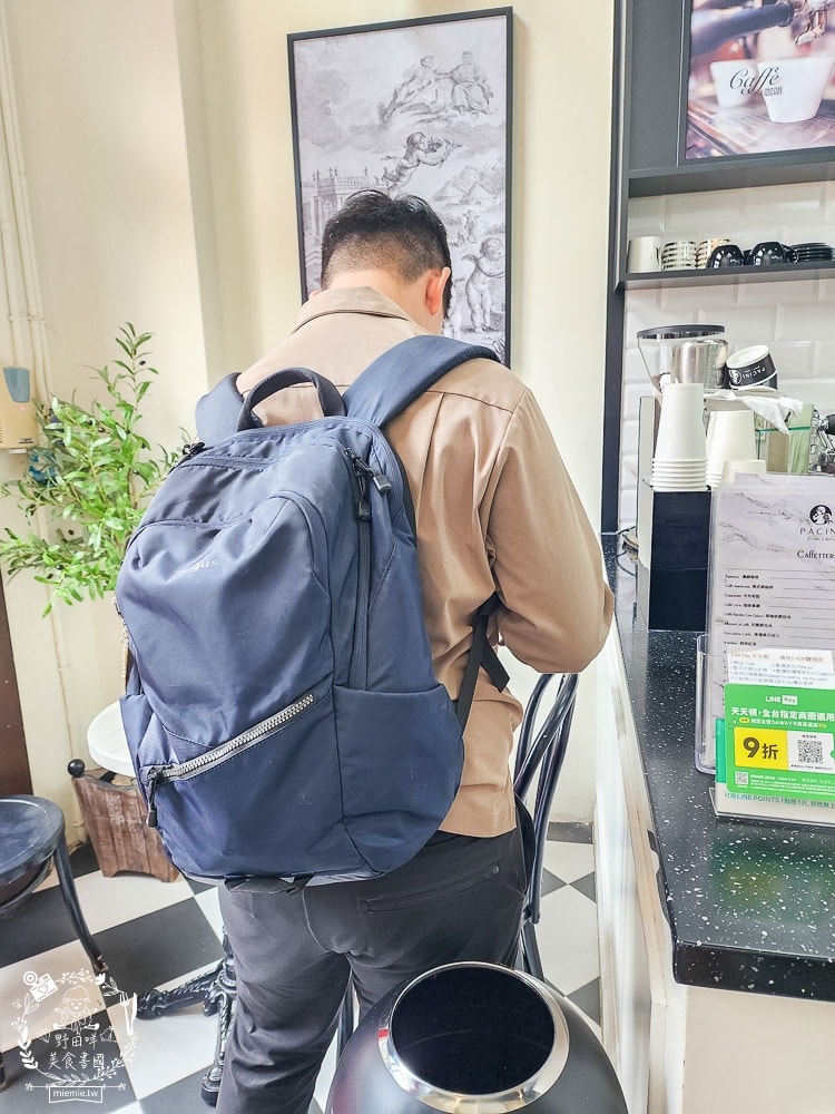 Targus Transpire 16 吋進階版日用電腦後背包+超強USB-C 雙輸出 HDMI 旅行用擴充埠開箱！