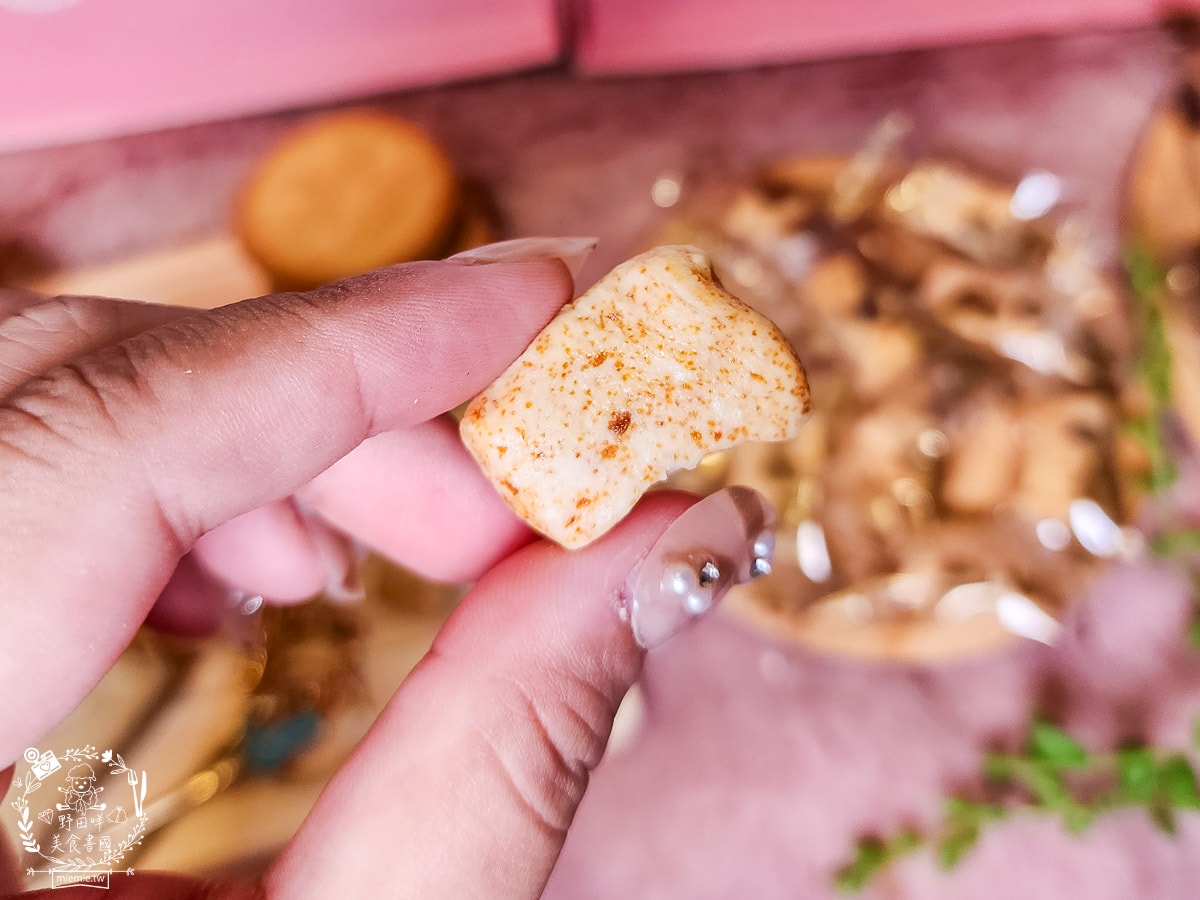 六度本舖|號稱高雄第一好吃牛軋糖|超精美禮盒居然有烏魚子口味的牛軋糖?!結婚禮盒、中秋節禮盒推薦! - 第21張圖 六度本舖|號稱高雄第一好吃牛軋糖|超精美禮盒居然有烏魚子口味的牛軋糖?!結婚禮盒、中秋節禮盒推薦!