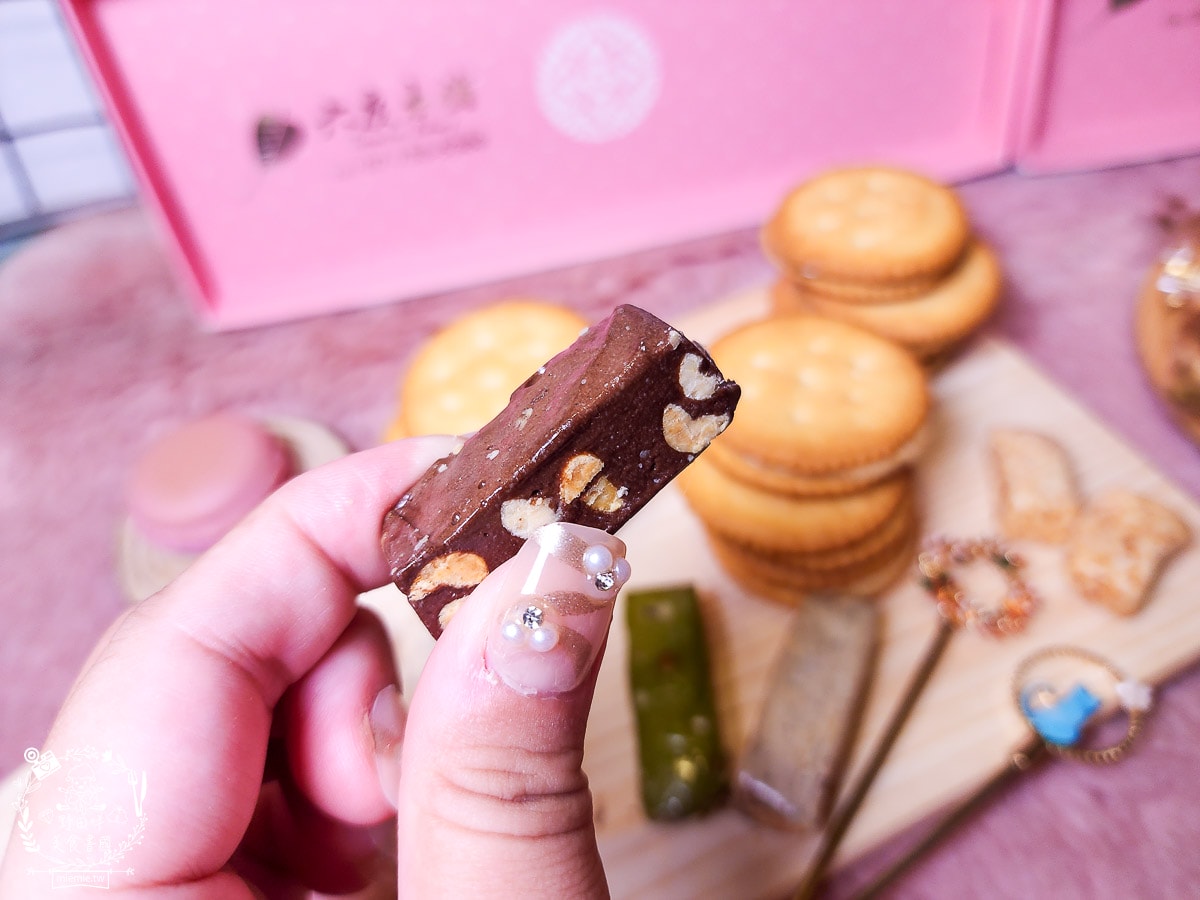 六度本舖|號稱高雄第一好吃牛軋糖|超精美禮盒居然有烏魚子口味的牛軋糖?!結婚禮盒、中秋節禮盒推薦! - 第25張圖 六度本舖|號稱高雄第一好吃牛軋糖|超精美禮盒居然有烏魚子口味的牛軋糖?!結婚禮盒、中秋節禮盒推薦!