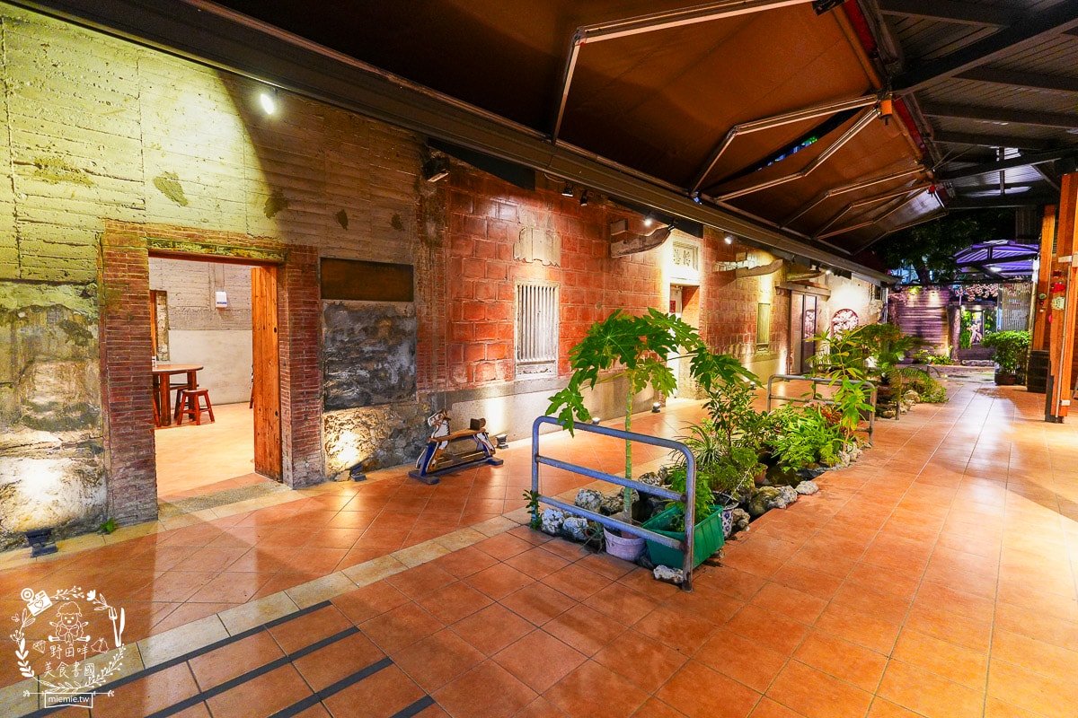 高雄海鮮粥推薦|粥老大花園景觀餐廳|海鮮多到覆蓋主食的高CP值的高雄海鮮粥！