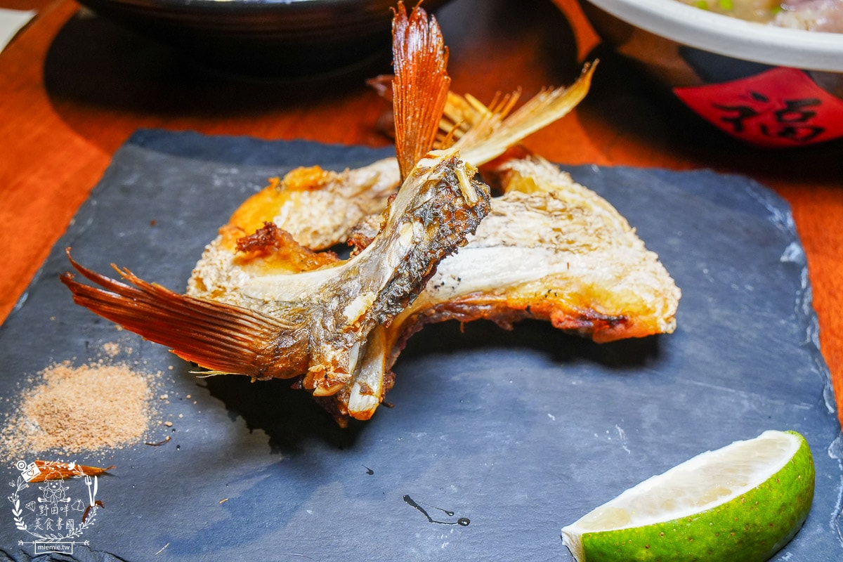 高雄海鮮粥推薦|粥老大花園景觀餐廳|海鮮多到覆蓋主食的高CP值的高雄海鮮粥！