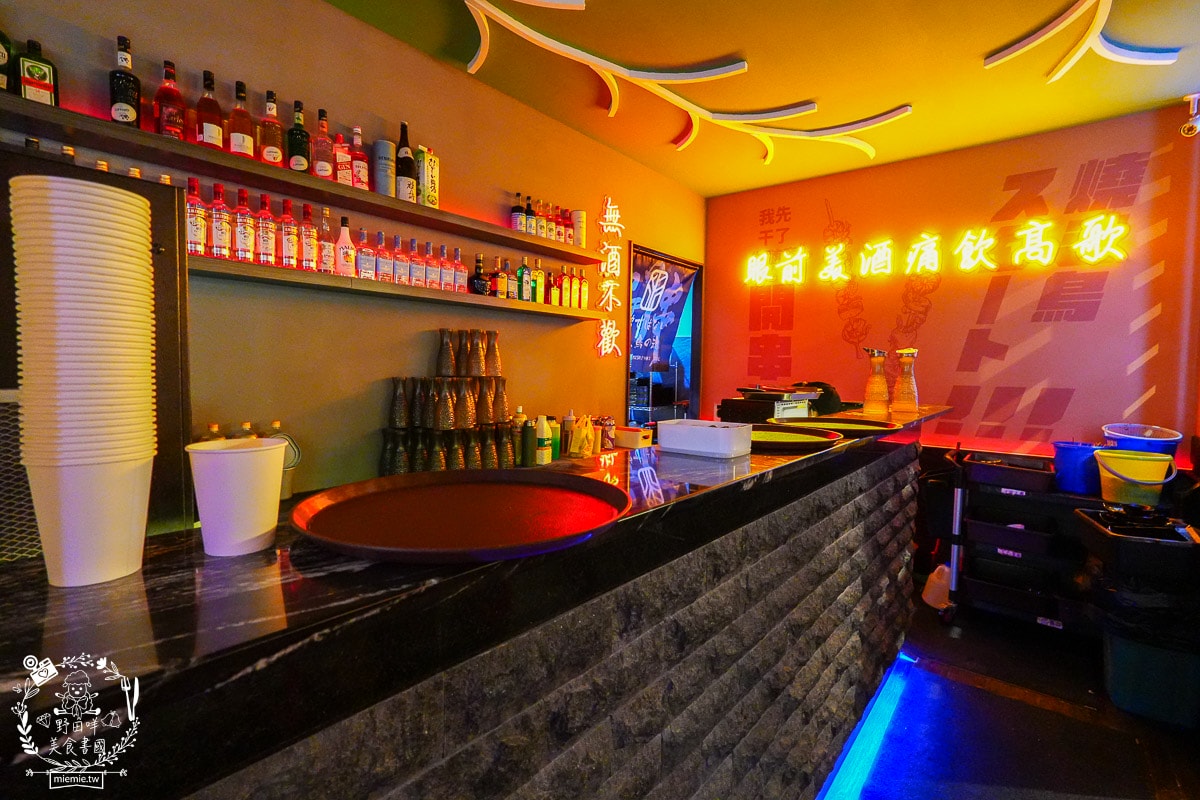 高雄串燒吃到飽[開串乾鍋串燒吃到飽]連平日都大客滿的乾鍋吃到飽餐廳！